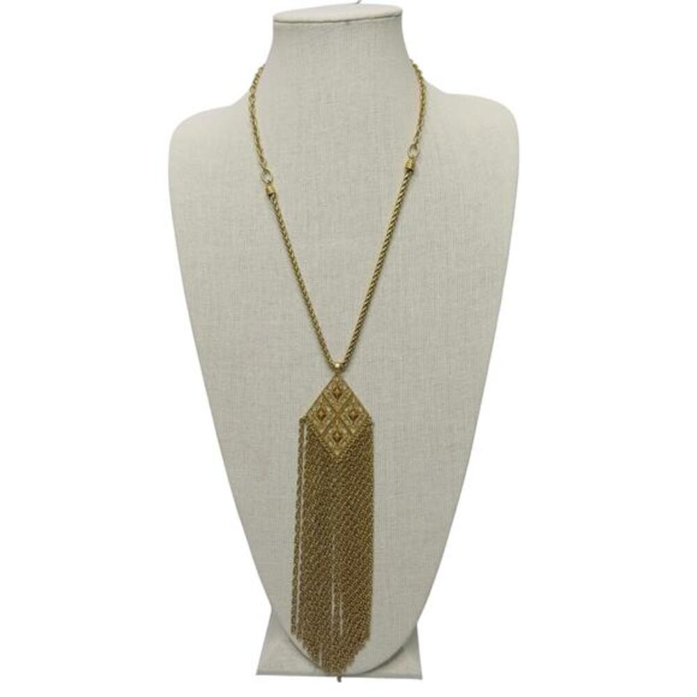 Stella and Dot Necklace 25 Adjustable w/8" Gold Tassel Pendant‎